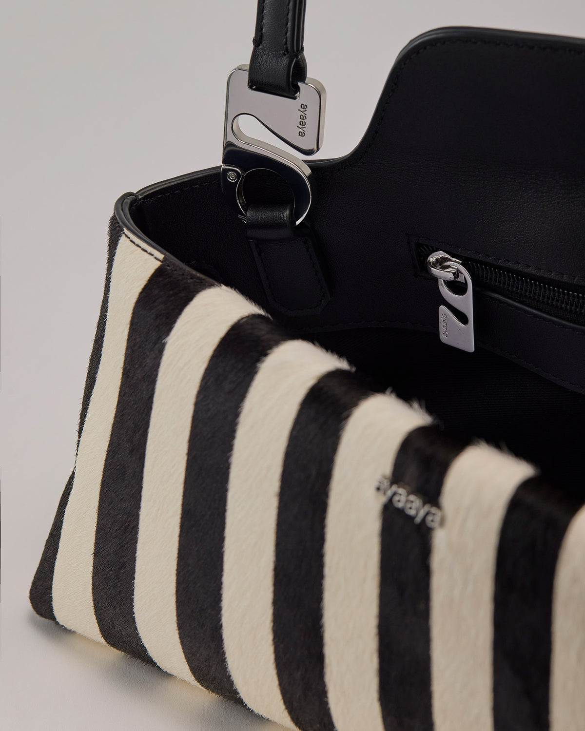The Heirbloom Leather: Stripes