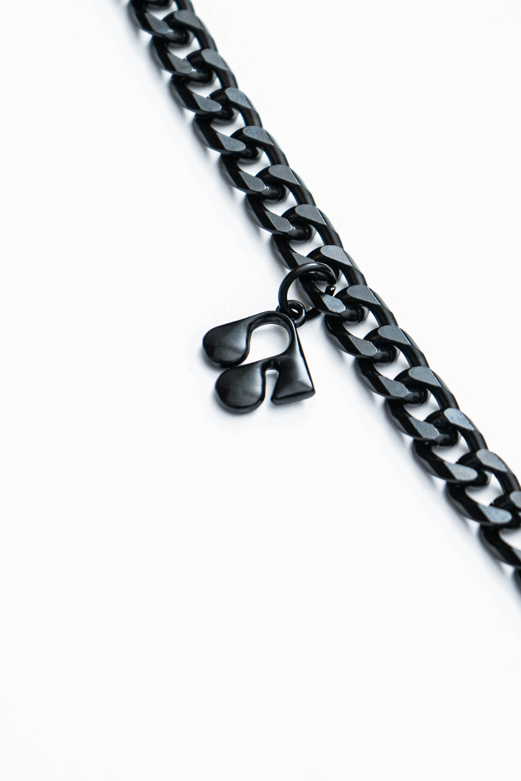 Ayaaya Matte Black Chain